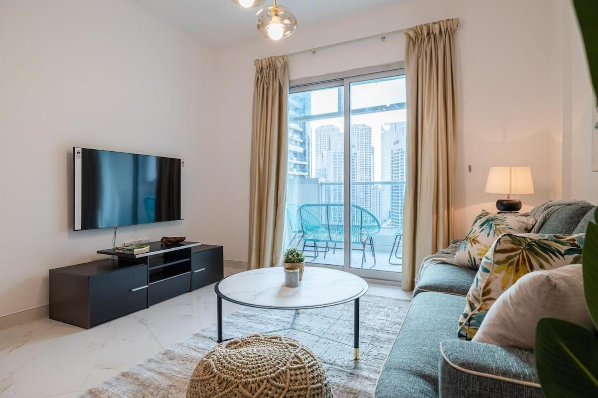 2 Bedroom Apartment I Marina Diamond 4 I Close To Metro Дубай Екстериор снимка